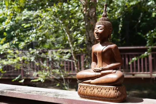 Buddha Nel Tempio Tailandese — Foto Stock