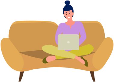 Uzaktan öğrenme, serbest çalışma ve internet eğlencesi. Dizüstü bilgisayarla çalışan bir kadın. Uzaktan çalışma, bilgisayar klavyesinde daktilo, online ev yapımı. Kız görünümlü ekran. Sohbet, iletişim.