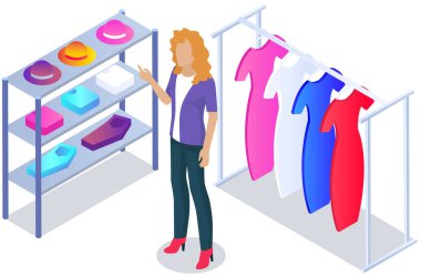 Müşteri mağazadan kıyafet seçiyor. Satış danışmanı asistanı alıcının alışveriş sırasında ürün seçmesine yardımcı olur. Alışveriş merkezinde alıcı servisi. İnsanlar mağazada ya da butikte elbise askılarının yanında dururlar.
