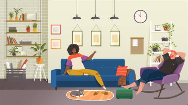 Aşk çifti evde konuşuyor. Mutlu romantik erkek ve kadın oturma odasında oturuyor. Karı koca rahat bir evde, iletişim kuruyor ve dinleniyorlar. Aile ilişkileri