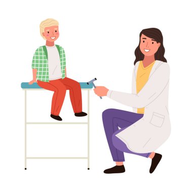 Çocuk refleks çekici kullanan kadın nöropatolog. Çocuk doktorla randevuda. Çocuk, beyaz arka planda izole edilmiş tıbbi muayene sırasında doktoru ziyaret ediyor. Doktor klinikte çalışıyor.
