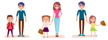 Ebeveynler ve mutlu çocukları birlikte duruyor, anne ve babaları oynuyor, yürüyor, çocuklarıyla eğleniyorlar. Çocukluk ve ebeveynlik kavramı, anne ve babanın oğlu ve kızı.