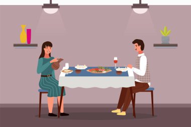 Gürcü usulü öğle yemeği yiyen insanlar. Bir çift temalı bir restoranda buluşuyor ve Khinkali ve Adjarian Khachapuri yiyor. Kadın ve erkek yemek masasında iletişim kuruyor. Gürcüler geleneksel yemekleri tadıyor