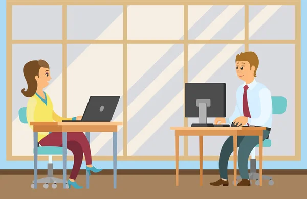 ビジネスマンのチームワーク 漫画のキャラクターの男性と女性はオフィスのワークスペースで互いにコンピュータテーブルに座っています ノートパソコン付きのデスクワーカー 同僚は職場でコミュニケーションを取る — ストックベクタ