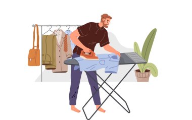 Kurulda tişört ütüleyen adam karakterini izole etti. Vekil koca ev işleri yapıyor, ev işleri yapıyor, ev temizliği yapıyor, demir elektrikli aletleri olan kişi günlük kıyafetlerle ayakta duruyor. Rutin ev işleri, çamaşır.