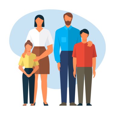 Mutlu, genç bir aile. Baba, anne, oğul ve kız birlikte. İki çocuklu ebeveynler renkli günlük giysiler içinde bir arada duruyorlar baba, anne ve çocuklar çocukluk ve ebeveynlik.