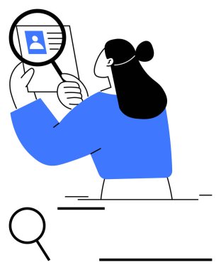 Kadın büyüteç altında dikkatle incelenen, incelenmeyi, analizi ve detaylı odaklanmayı sembolize eden bir belge üzerinde çalışıyor. İşe alım, işe alım, değerlendirme, İK araştırma kariyeri profesyonelliği için ideal. Düz