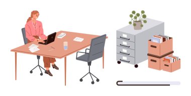 Masasında oturan bir kadın dizüstü bilgisayarında evrak işleri, kahve, dosya dolapları ve kutularla oturuyor. Çalışma örgütü, verimlilik, ofis hayatı, çalışma alanı kurulumu, belge yönetimi işi için ideal