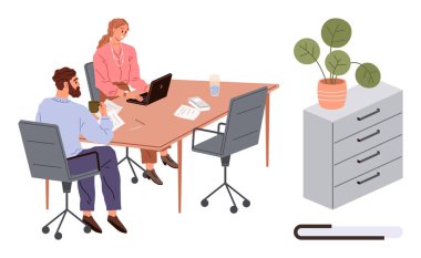 İki meslektaş bir masada belgeler, dizüstü bilgisayar, kahve ve dekor ile fikirleri tartışıyor. Takım çalışması için ideal, verimlilik, işbirliği, planlama ofis kültürü iş akışı. Basit düz