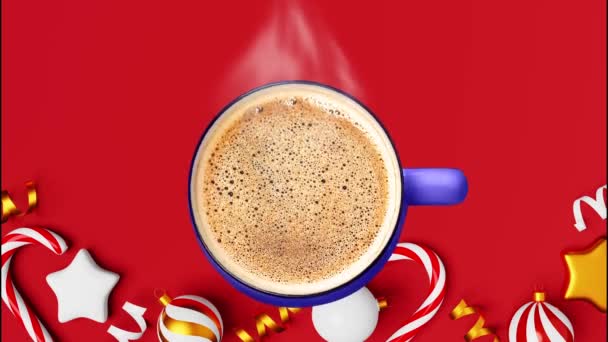 Steaming Χριστουγεννιάτικο Φλιτζάνι Καφέ Αφρό Κόκκινο Φόντο Στολίδια Καραμέλα Ζαχαροκάλαμο — Αρχείο Βίντεο
