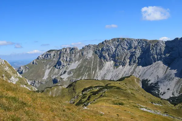 Dağlardaki dağ manzarası, Durmitor.