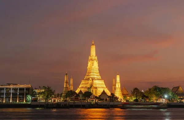 Wat Arun Tempel Bei Sonnenuntergang Wahrzeichen Von Bangkok Thailand Erstaunliches — Stockfoto