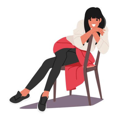 Güzel, rahat, genç bir kadın çizgi film karakteri. Beyaz arka planda izole edilmiş gülümseme vektörü çizimleriyle otururken vücudunu ahşap sandalyeye yaslıyor.