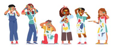 Sevimli çocuk sanatçılar çizgi film karakterleri rengarenk noktalarda giyiniyorlar sanat sınıfı yaratıcı aktivitelerinin tadını çıkarıyorlar. Coşkulu çocuk ressamları hobi eğlence vektör çizimi