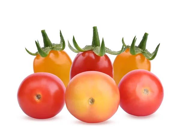 新鲜的 红色的和黄色的西红柿 背景为白色 — 图库照片