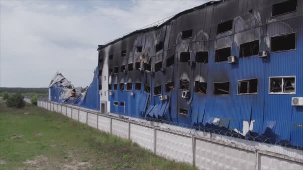 Dieses Archivbild Zeigt Eine Luftaufnahme Einer Zerstörten Lagerhalle Bucha Ukraine — Stockvideo