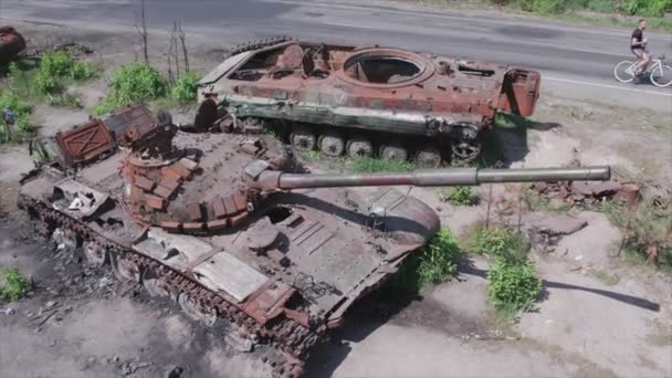 Nagranie Pokazuje Widok Lotu Ptaka Zniszczonego Sprzętu Wojskowego Ukrainie Rozdzielczości — Wideo stockowe