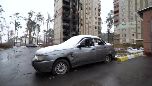 Video Ukrayna Daki Savaş Sırasında Sivil Bir Arabanın Vurulduğunu Gösteriyor — Stok video