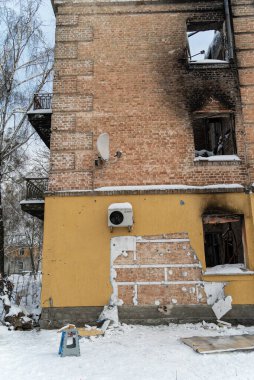 Bu fotoğraf, Gostomel, Ukrayna 'daki Banksy grafitisinin çalınmasından sonraki suç mahallini gösteriyor.