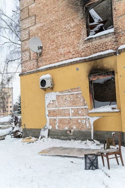 Bu fotoğraf, Gostomel, Ukrayna 'daki Banksy grafitisinin çalınmasından sonraki suç mahallini gösteriyor.