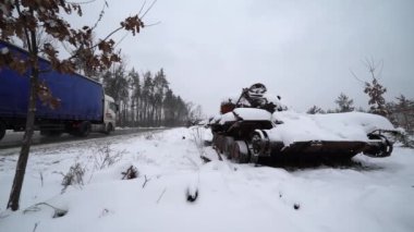 Ukrayna 'daki savaş: Rus askeri teçhizatı yok edildi