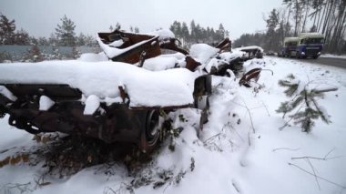 Ukrayna 'daki savaş: Rus askeri teçhizatı yok edildi