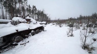 Ukrayna 'daki savaş: Rus askeri teçhizatı yok edildi