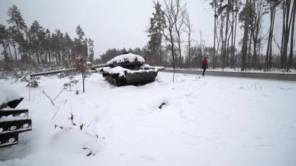 Krig Ukraina Förstörd Rysk Militär Utrustning — Stockvideo