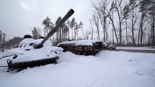 Perang Ukraina Menghancurkan Peralatan Militer Rusia — Stok Video
