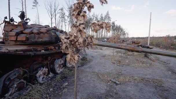 Stock Video Shows Destroyed Russian Military Equipment War Ukraine — Vídeos de Stock