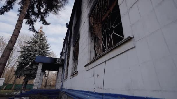 Stock Video Shows Police Station Destroyed War Ukraine Slow Motion — Vídeo de stock