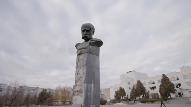 Den Här Videon Visar Det Genomskjutna Monumentet Till Taras Shevchenko — Stockvideo