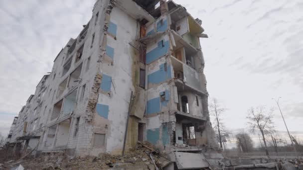 Stock Slow Motion Video Shows War Torn Building Borodyanka Ukraine — Vídeos de Stock