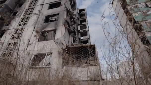 Stock Slow Motion Video Shows War Torn Building Borodyanka Ukraine — Vídeo de Stock