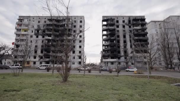 Deze Stockvideo Toont Een Door Oorlog Verscheurd Gebouw Borodyanka Oekraïne — Stockvideo