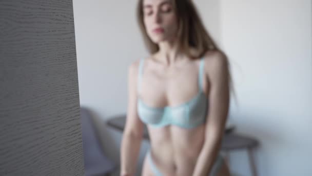 Tento Stock Zpomalení Video Ukazuje Krásnou Ženu Sexy Spodní Prádlo — Stock video
