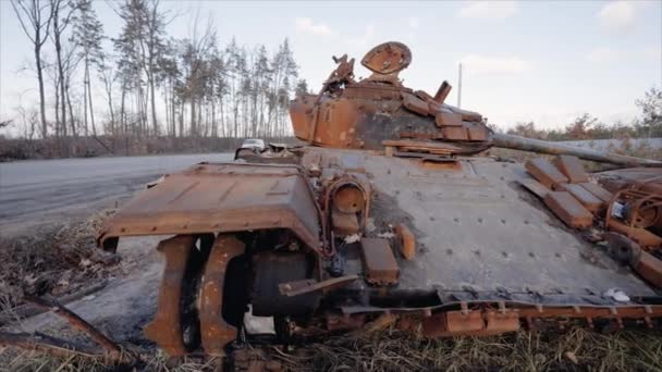 Video Ukrayna Daki Savaş Sırasında Yok Edilen Rus Askeri Ekipmanlarını — Stok video