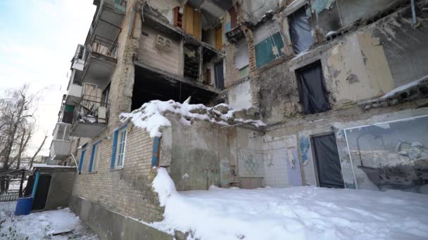 Toto Video Ukazuje Graffiti Banksyho Zničeném Domě Gorence Ukrajina — Stock video