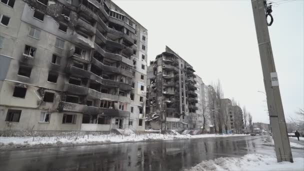 Dieses Archivvideo Zeigt Ein Kriegszerstörtes Gebäude Borodyanka Ukraine Winter Auflösung — Stockvideo