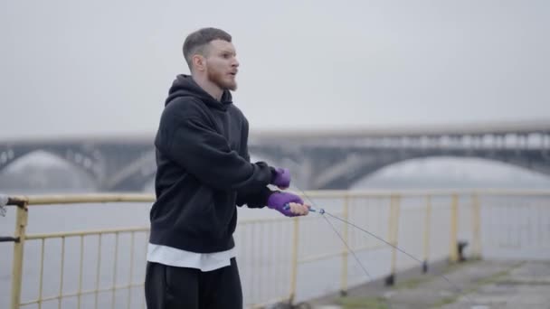 Boxerul Sex Masculin Este Implicat Antrenamente Sportive Aer Liber Oraș — Videoclip de stoc