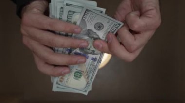 100 dolarlık banknotlar - ABD para birimi, yavaş çekim