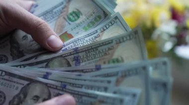 100 dolarlık banknotlar - ABD para birimi, yavaş çekim