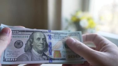 Amerikan para biriminin yavaş çekim videosu - dolar