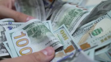 100 dolarlık banknotlar - ABD para birimi, yavaş çekim