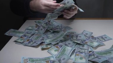 100 dolarlık banknotlar - ABD para birimi, yavaş çekim