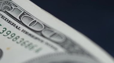 Para - 100 dolarlık Amerikan para birimi