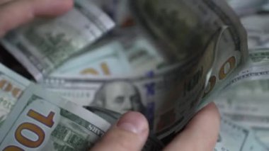 Para - 100 dolarlık Amerikan para birimi