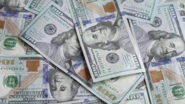 Para - 100 dolarlık Amerikan para birimi