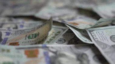 Para - 100 dolarlık Amerikan para birimi