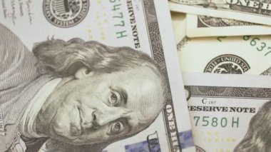 Para - 100 dolarlık Amerikan para birimi